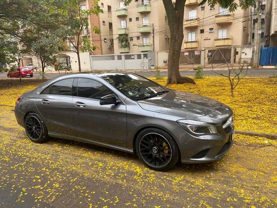 MERCEDES-BENZ CLA 200 1.6 VISION 16V GASOLINA 4P AUTOMÁTICO MERCEDES-BENZ CLA 200 1.6 VISION 16V GASOLINA 4P AUTOMÁTICO